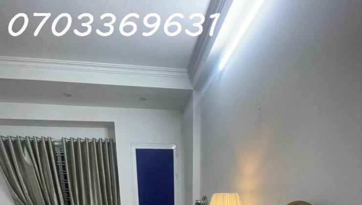 HIẾM YÊN HOÀ 60M2 x 5 TẦNG - DÒNG TIỀN 600 TRIỆU/ NĂM - SỔ ĐỎ PHÂN LÔ NỞ HẬU.